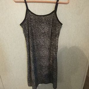 🌸NWOT Trendy intimate leopard print skim dres
